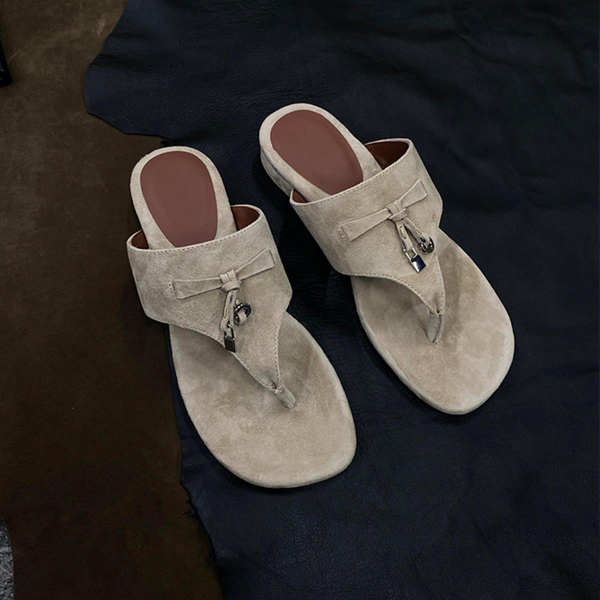 

Sheepskin version~ retro versatile khaki frosted leather flip-flops women s fashion outer wear metal lock toe sandals 40