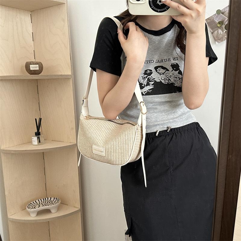 Women's New Beautiful  Simple and Personalized Small Square Bag Summer Fashionable Small Bag Fashionable Casual Crossbody Bag
