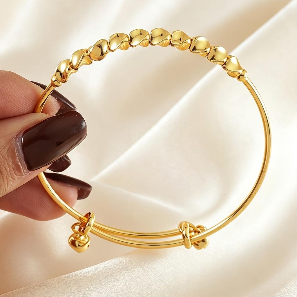 Elegant open bangles with various beaded decorations and bells are suitable for women to wear on various occasions such as weddings, banquets, and