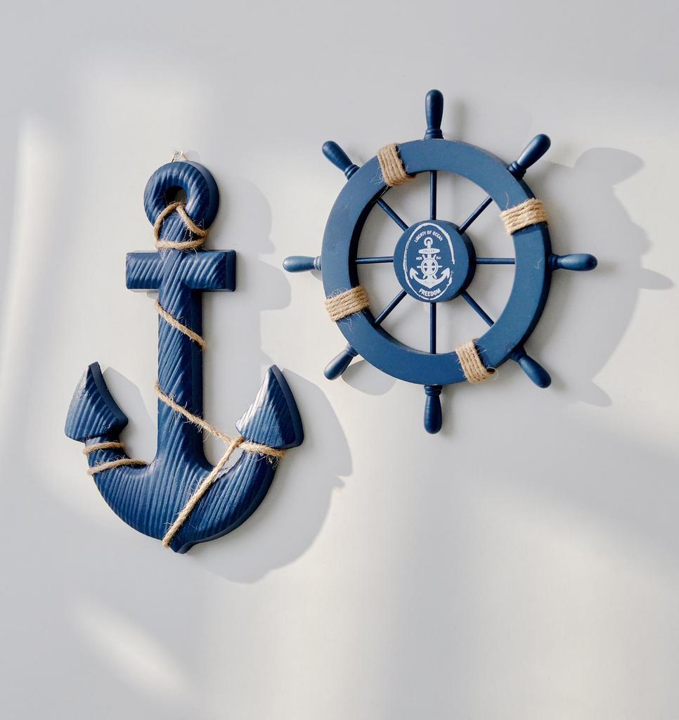 Mediterranean Style Helmsman Anchor Wall Decor for Kindergartens and Bars
