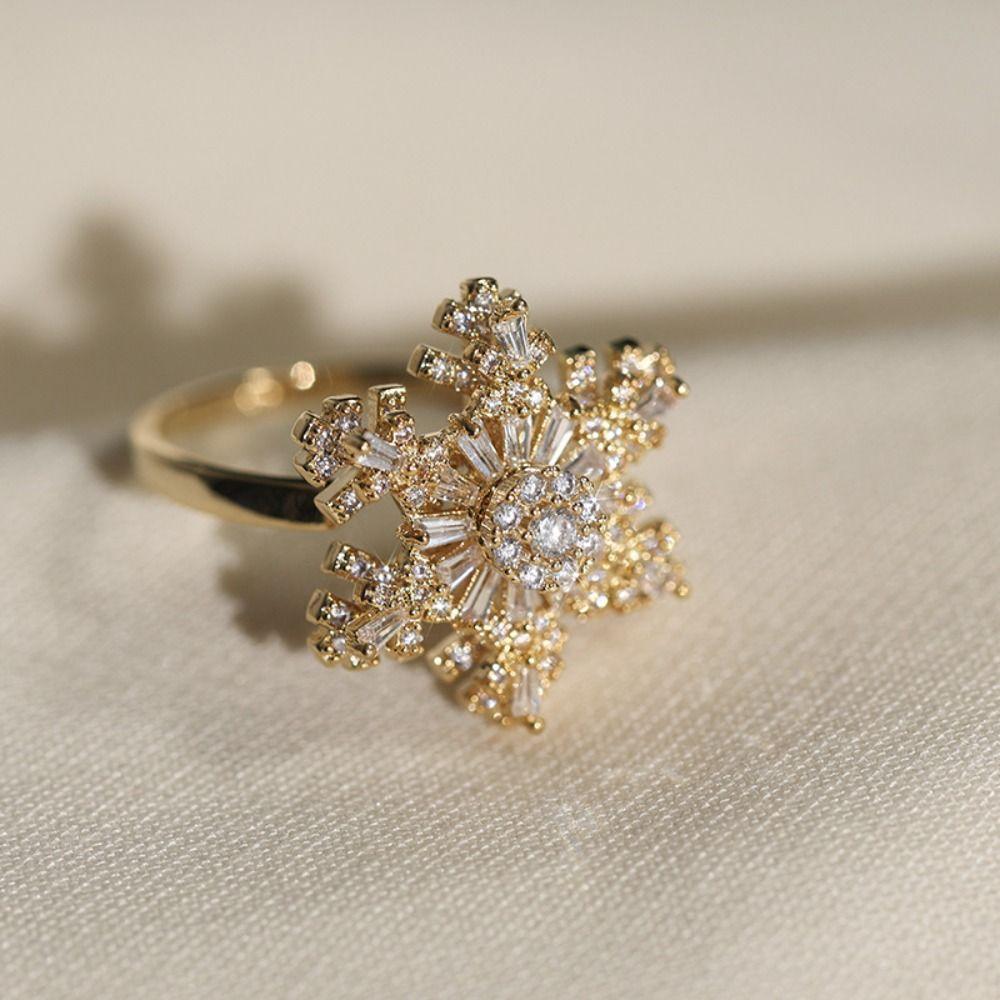 Light Luxury Snowflake Ring Sparkling Zircon Finger Ring Creative Rotatable Snowflower Ring  Party