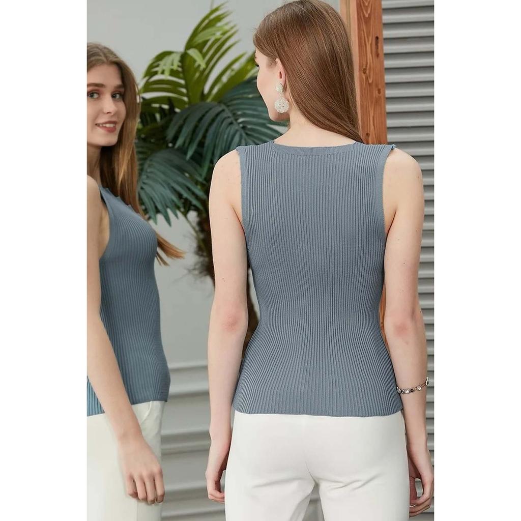 Bluză subțire de vară, fără mâneci, cu guler cu scări