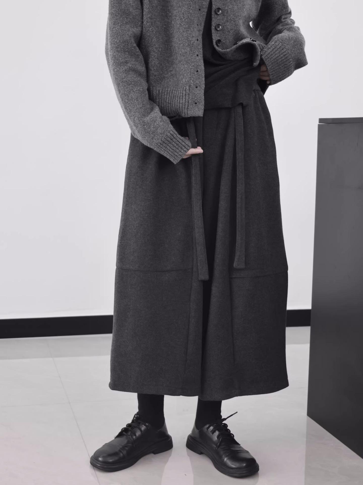 Women s Winter Wide-Leg Wool Pants - Dark, Thickened, Relaxed Fit One Size