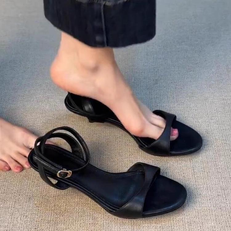 Sheepskin version French minimalist style one-word with high-heeled sandals women s summer versatile cat and one-word buckle with Roman shoes 35 5925₽