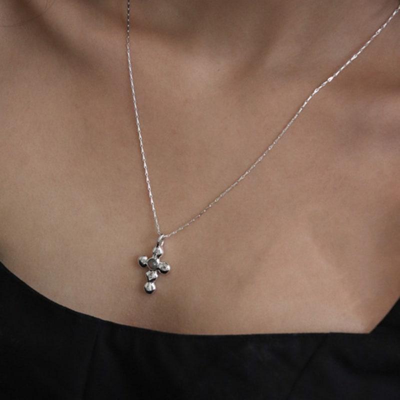 VINOOM cross necklace(black opal)