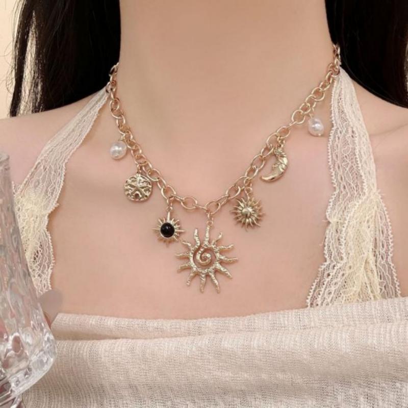 Bohemian Sun Starfish Pendant Necklace for Women Ocean Series Beaded Necklace Casual Personality Party Vacation Jewelry Gifts