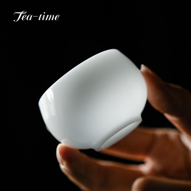 White Ice Fat Jade Porcelain Tea Cup Ceramic Teacup Aesthetic Bowl Puera Cups Gongfu Tea Supplies Teacups Unusual Beautiful Pair