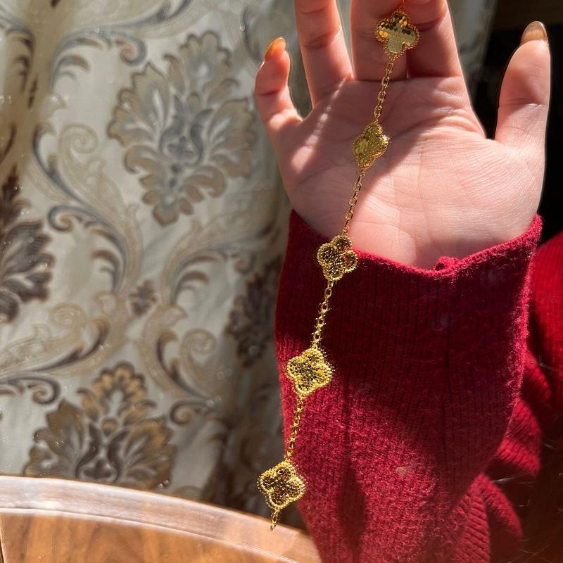Explosive Gold Crushed Ice Ice Four-Leaf Clover Necklace Crushed Ice Dragon Scale Double-Sided Five-Flower Bracelet