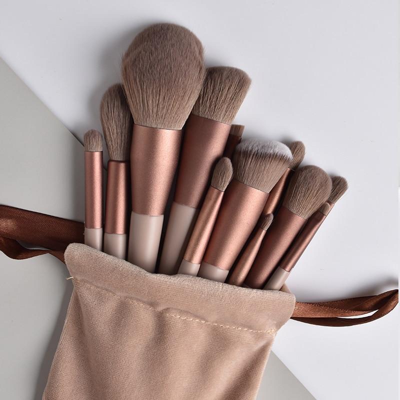 13Pcs/set Professional Makeup Brush Set Soft Fur Beauty Highlighter Powder Foundation Concealer Multifunctional Makeup Brushes