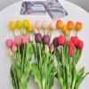 Simulierter Tulpenstrauß Künstliche Silikon-Fälschung Blume Hausdekoration Hochzeitsort Dekoration Muttertagsgeschenk Künstliche Blume