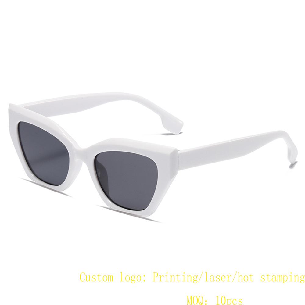 Retro Square Frame Sunglasses: Trendy European & American Style with Unique Design