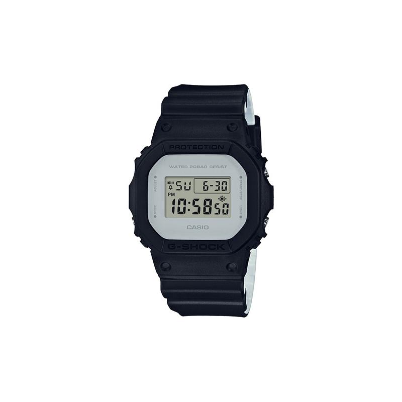

Casio CASIOG-SHOCK series digital display clear and concise two-color strap small square quartz movement resin strap Japanese and Korean DW-5600LCU-1 белый