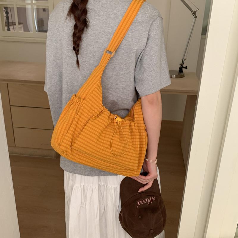 Japanese Style Nylon Canvas Cloud Pack With Zipper Pocket For Women