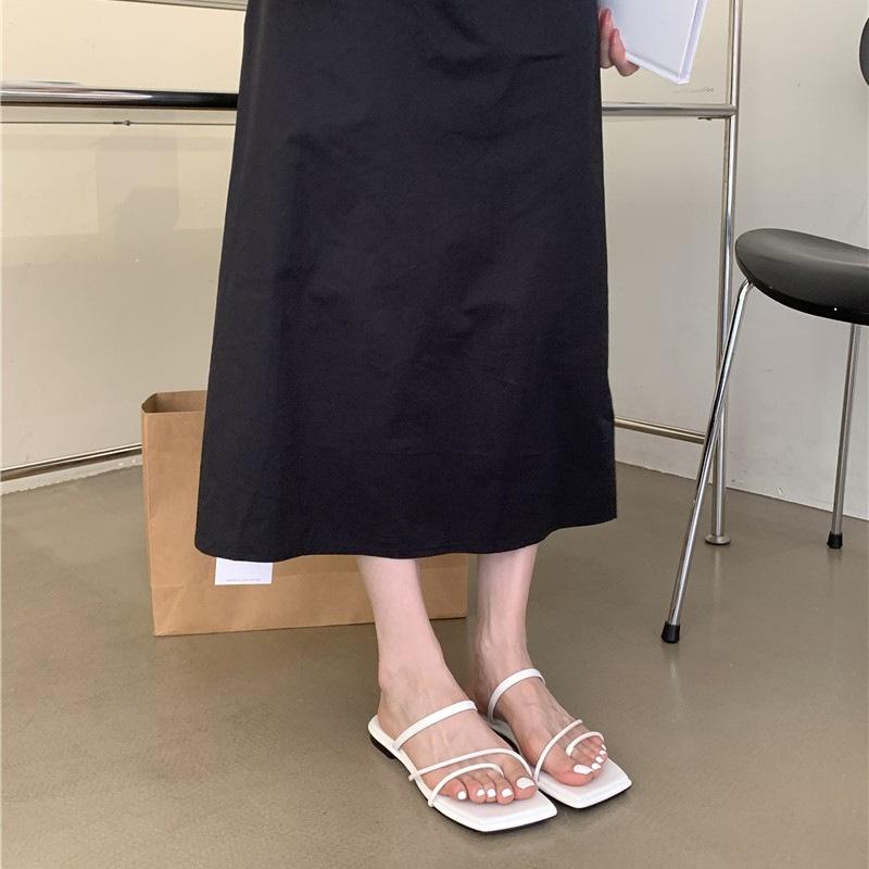 

Pinch feet flat bottom open toe square head thin strap sandals women s slippers wear two 35 чёрный