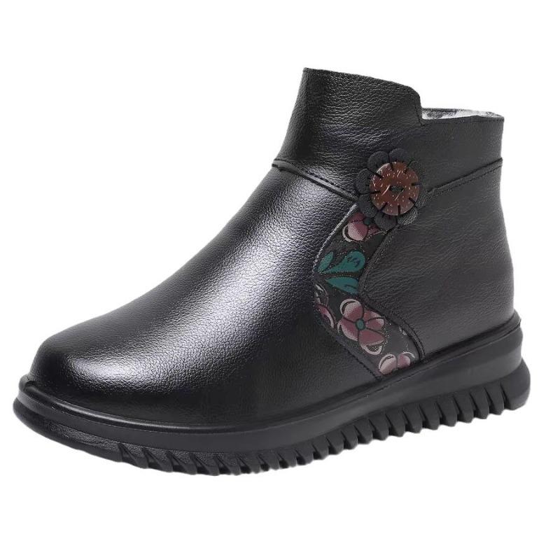 Winter mother cotton shoes winter velvet warm soft leather thick fur middle elderly women's shoes soft sole non-slip grandma short boots