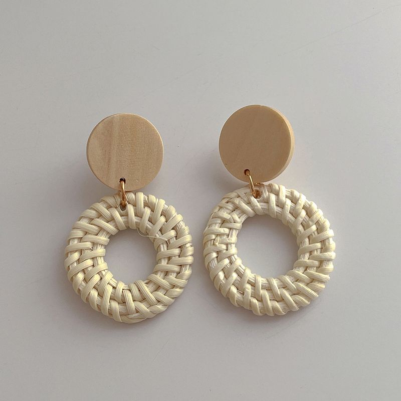 

Cross-Border Fashion Personality Handmade Woven Wooden Rattan Earrings Beach Vacation Style Vintage Earrings All-Match Ear Jewelry A92 light rattan earrings
