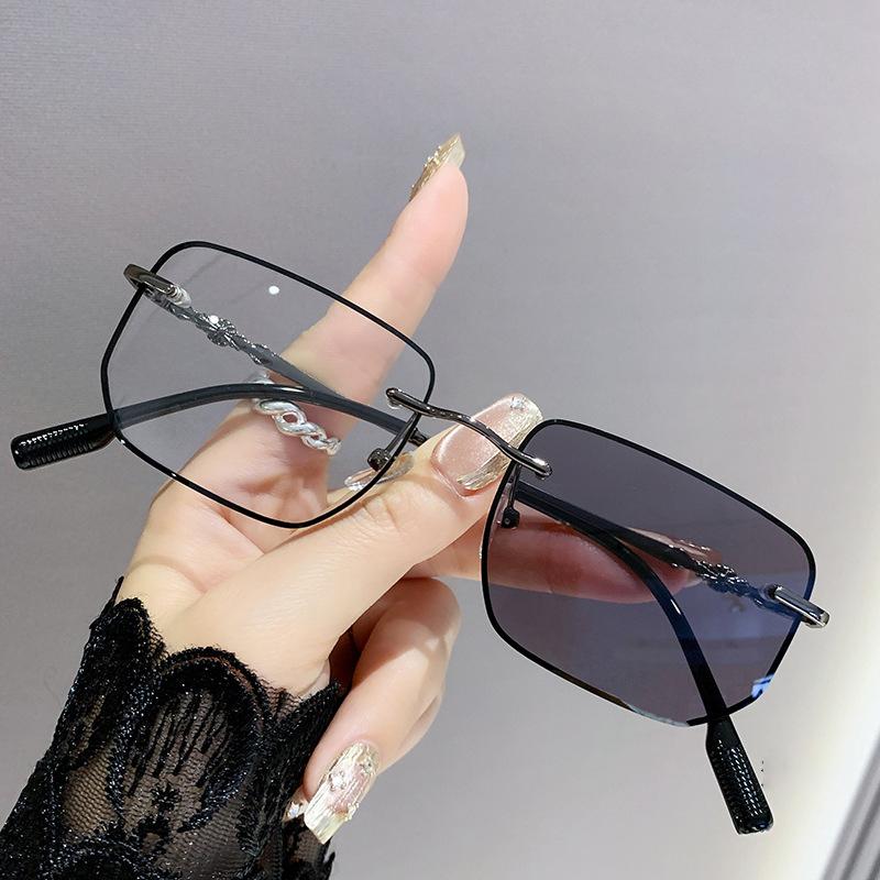 Fashion Photosensitive Color-changing Anti-blue Light Glasses Frameless Metal Frame for Senior Students Myopia 3325