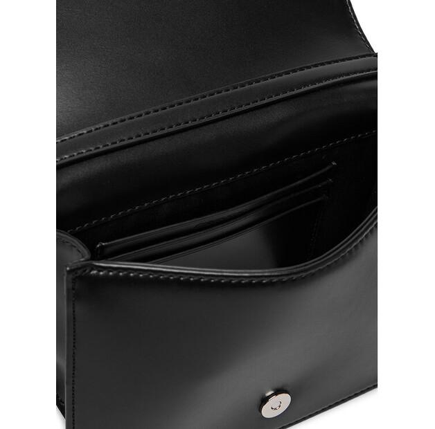 Сумка Calvin Klein Quilted Mini Chain Bag