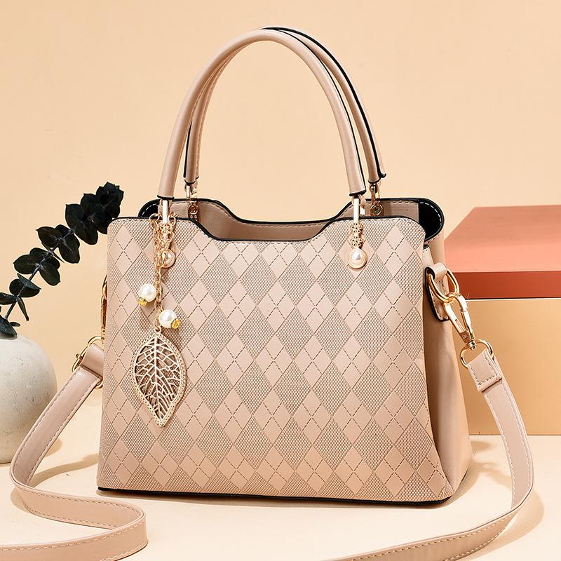 Kožené razené dámske tašky cez rameno Kvalitné luxusné dizajnové tašky na rameno Kabelky Dámska klasická tote taška Dámska crossbody
