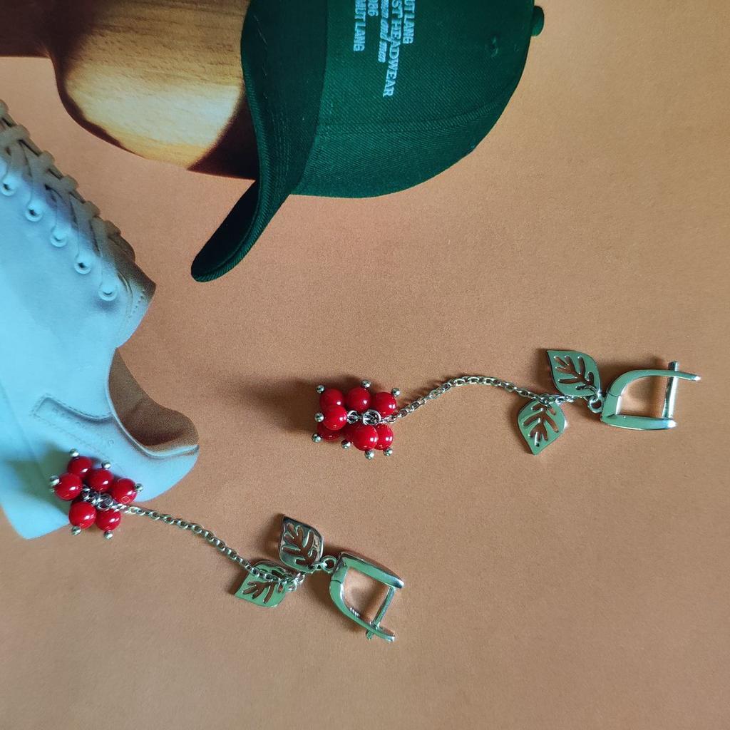 Silver Earrings with Coral (2147084)