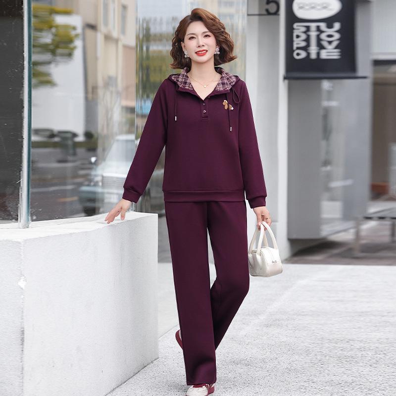 

Spring Sporty Hooded Pullover & High-Waisted Wide-Leg Pants Two-Piece Set for Middle-Aged Women 5XL (suggested for 145-160 jin) вина червоного кольору