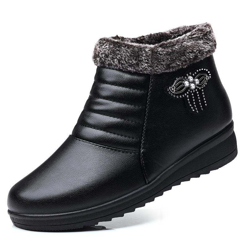 Winter Mother Shoes Elderly Cotton Shoes Soft Sole Middle-aged and Elderly Women's Short Boots Velvet Warm Boots Flat Cotton Leather Shoes