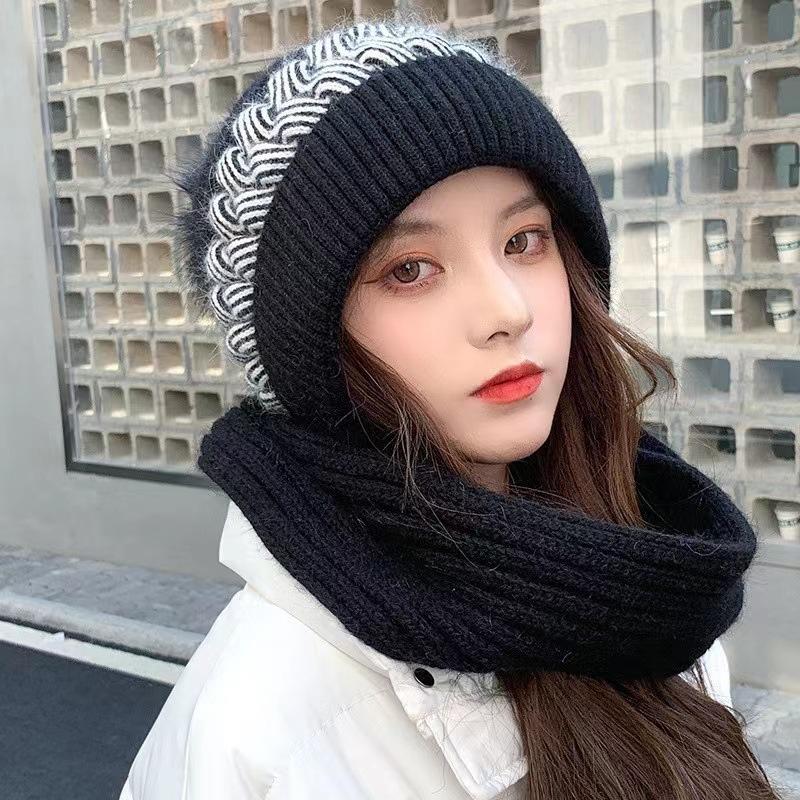 Autumn and winter knitted hat women's velvet thickened cold protection ear protection neck cycling mother hat wool hat scarf integrated hat