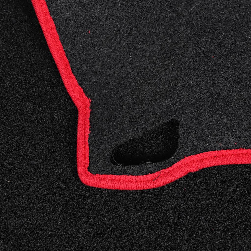 Bil Dashbord Unngå Lyspute Deksel Instrumentplattform Matte Passer for Ford focus 2005 2011