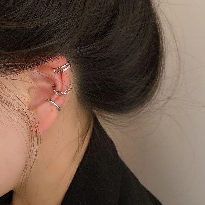 

Комбинированный костюм Клипса на ухо без пирсинга Женский нишевый стиль Причудливый Французский Ретро Отстраненный стиль Клипсы для ушей Серьги Капли для ушей Silver ear clip 3-piece set-Main picture