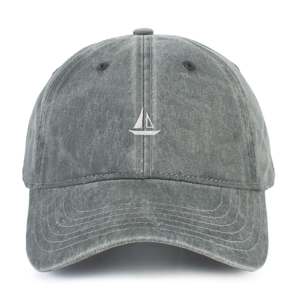 Women's Baseball Cap Washed with Vintage Sailboat Embroidery, Adjustable In Size Suitable for Urban Vacation