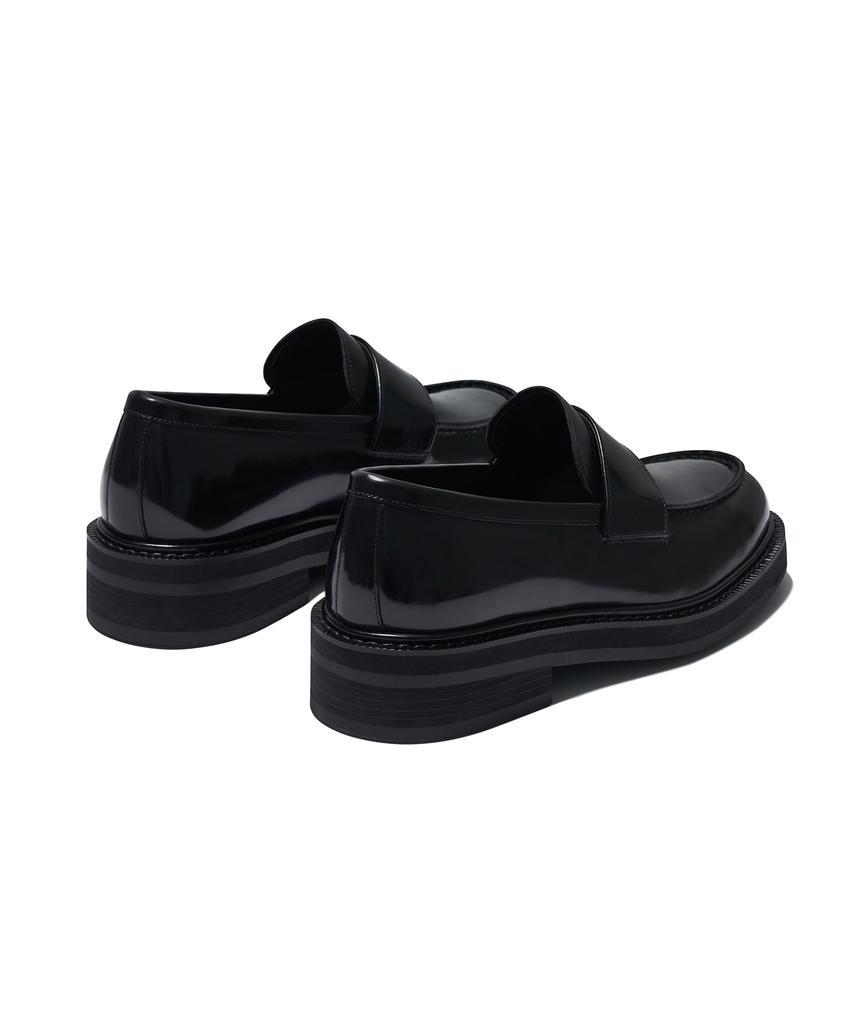 Musinsa Standard Bold Moc Toe Loafers [Black]