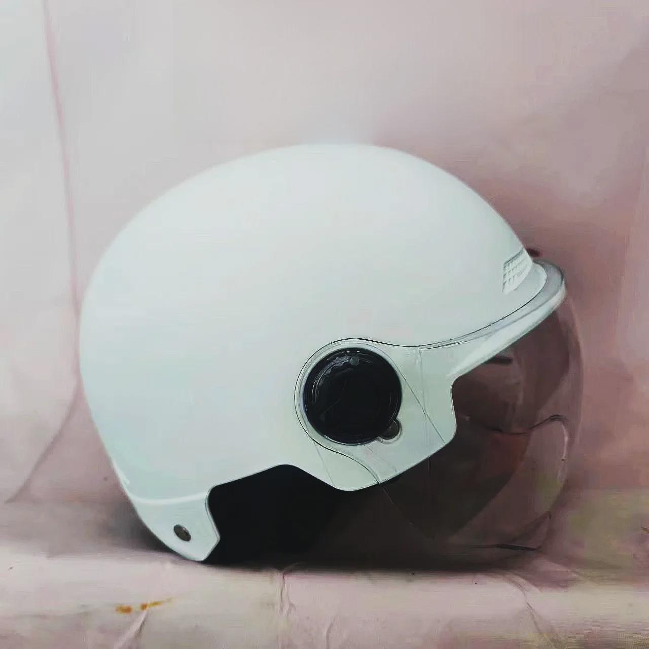 

Сертифицированный электрический шлем для мужчин и женщин — защита от солнца, езда на мотоцикле, все сезоны белый