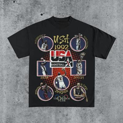 Maglietta Grafica da Basket Omaggio Retro Classica Grafica Tee Bootleg Best Seller Uni