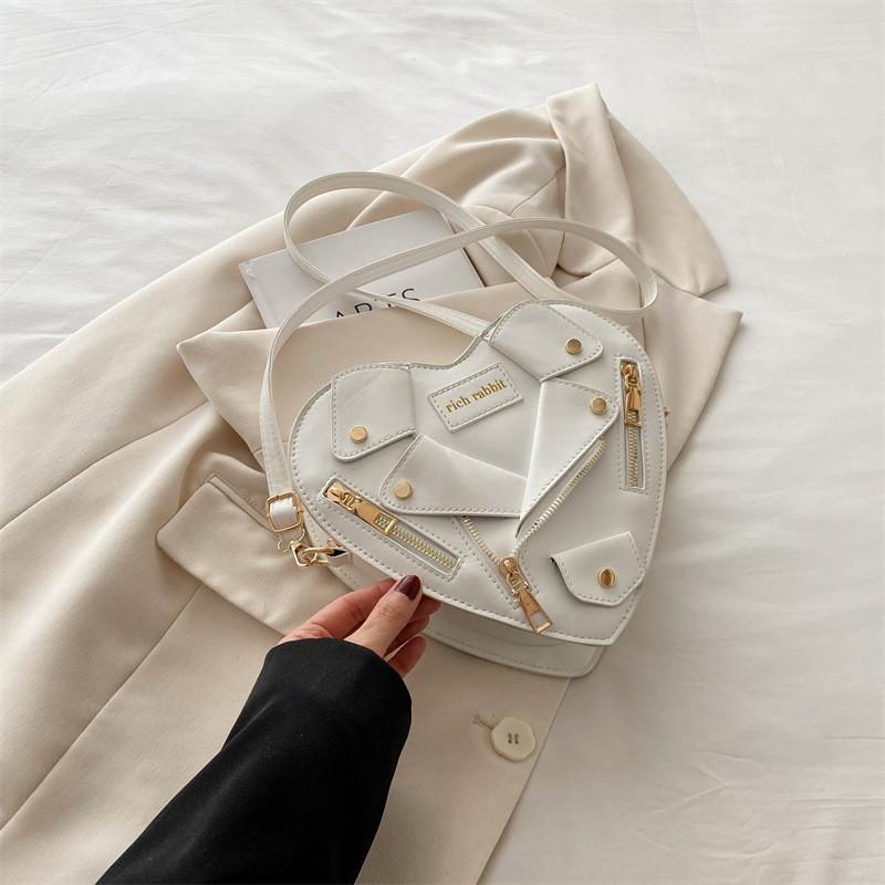 Chic Heart-shaped Shoulder Bag Stylish 2024 Korean Fashion Pu Material For Trendy Girls