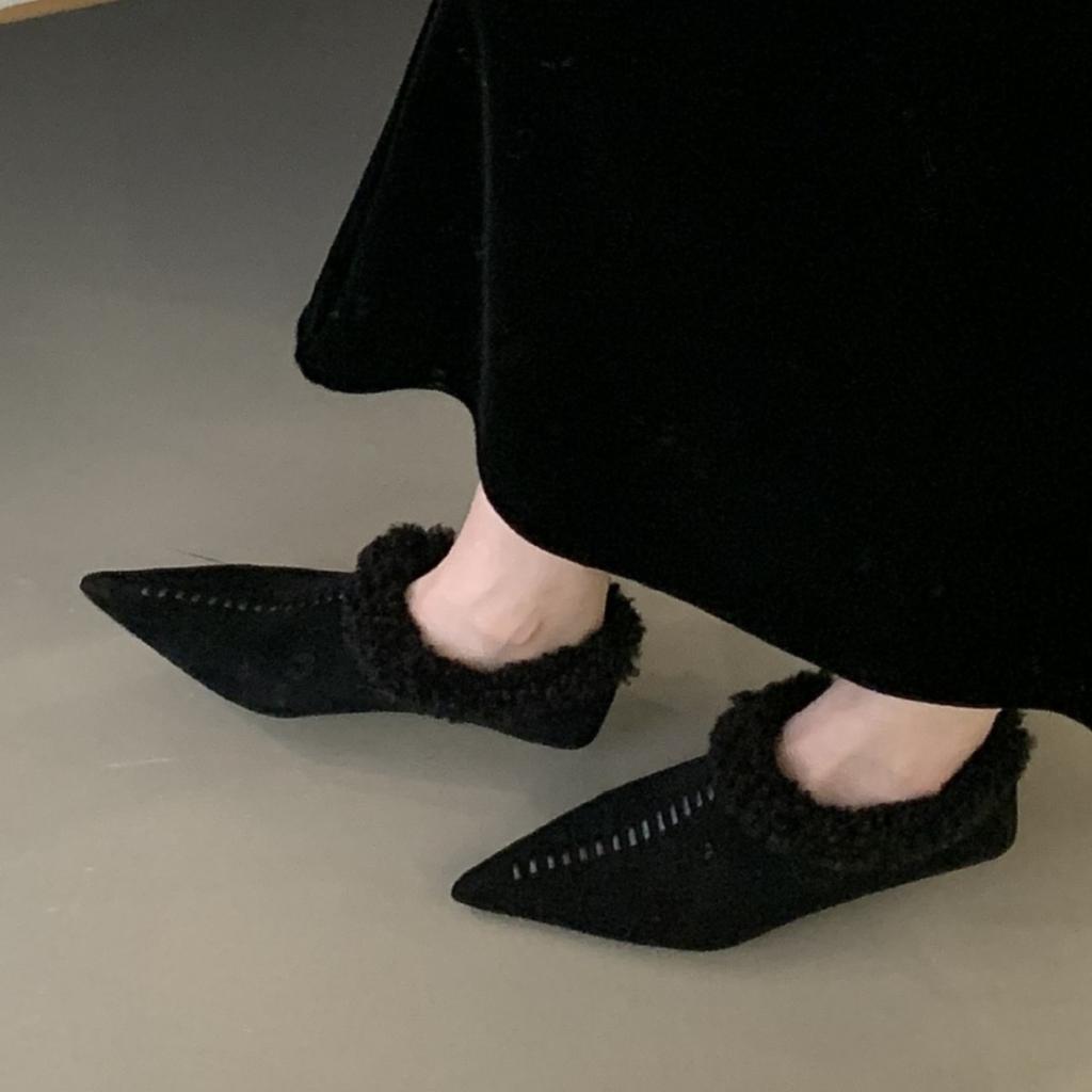 2025 neue Xiaoxiangfeng Retro Samt Warme Einzelne Schuhe für Damen Herbst und Winter Neue Modische Dünne Flauschige Schuhe für Damen