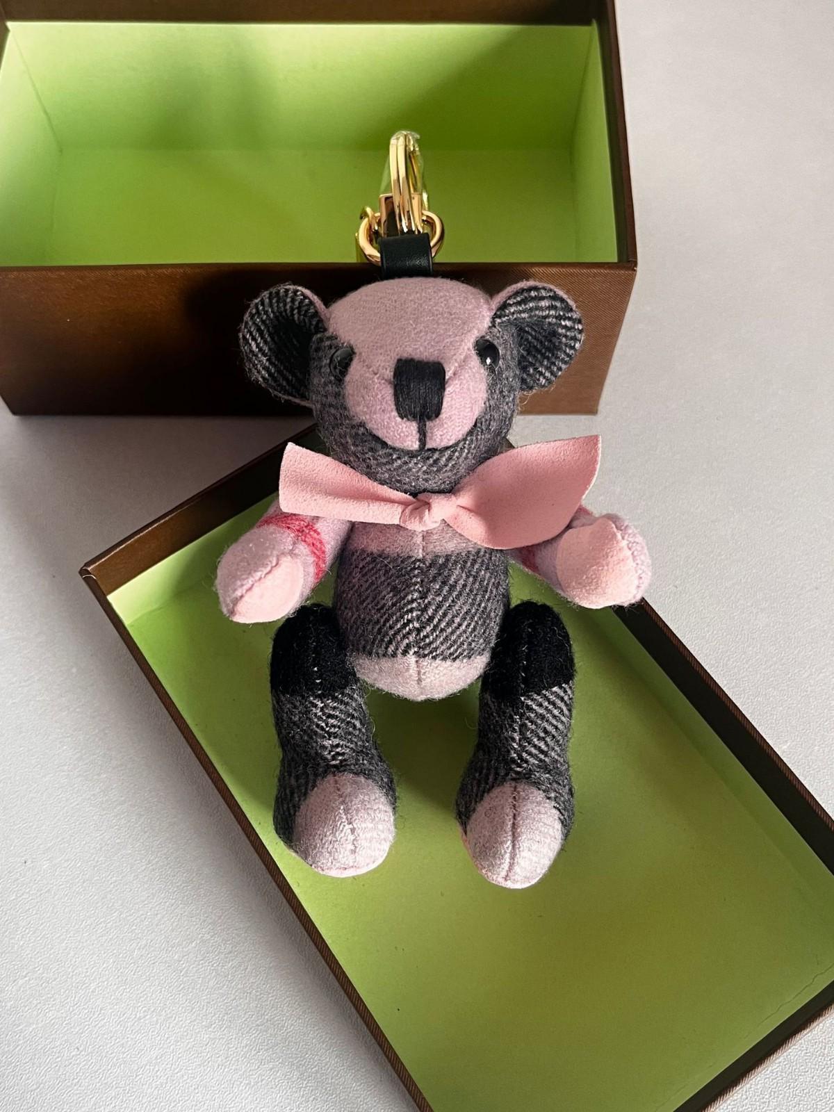 

Подвеска для сумки «Мишка Тедди» из семьи B: Настраиваемый брелок для куклы ручной работы