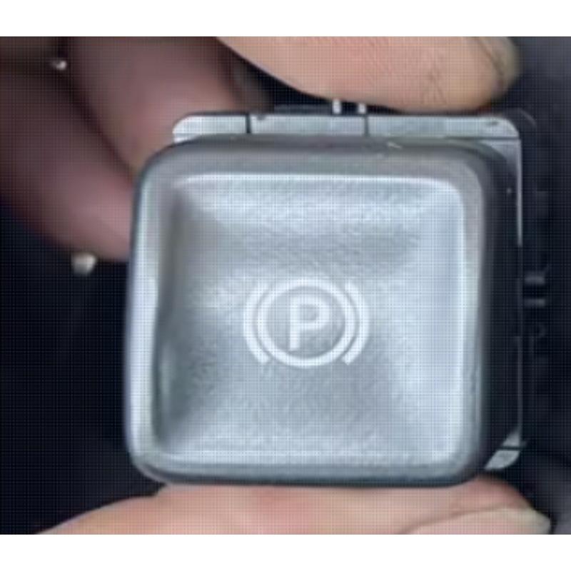 Parking Switch Button Electronic Handbrake Switches for Buick Regal Lacrosse 2009 2010 2011 2012 2013- for Chevrolet Malibu Lacrosse 17-19