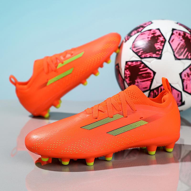 2025 new World Cup football shoes men's low-top spikes students grass training children's game sports shoes