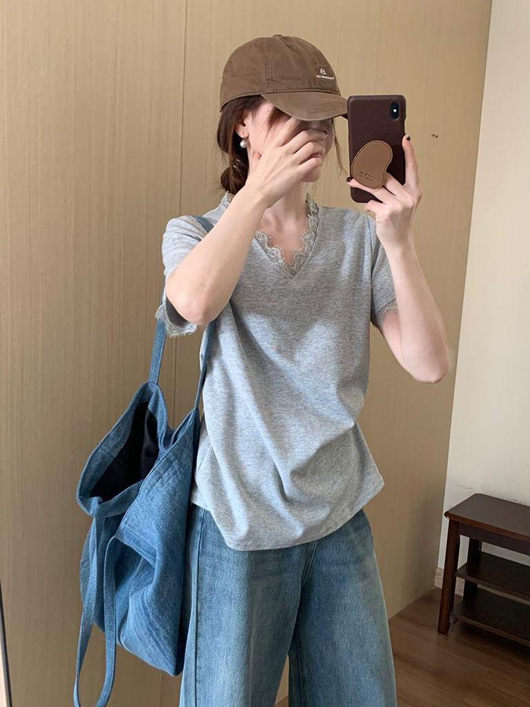 Women's Summer Lace Trim V-Neck Bamboo Cotton T-shirt - Korean Style, Loose-Fit, Age-Reducing Top