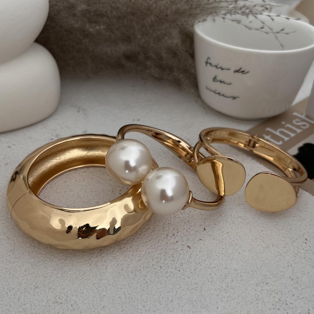 Ingemark 4 Styles Creative Trendy Imitation Pearls Chunky Spring Bangle Women Hip Hop Heavy Metal Open Wide Cuff Bangle Jewelry