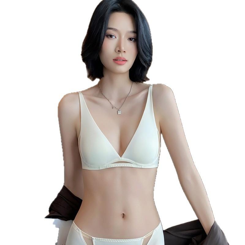 Sexy triangle cup small chest summer thin breathable French rabbit ear cup cool feeling comfortable deep v seamless underwear