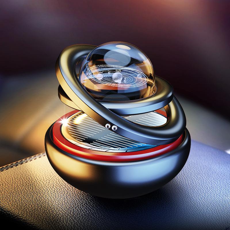 

Solar Powered Rotating Car Decoration Auto Spinning Crystal Ball with Subtle Scent, Refillable Air Freshener Pad for Dashboard чёрный