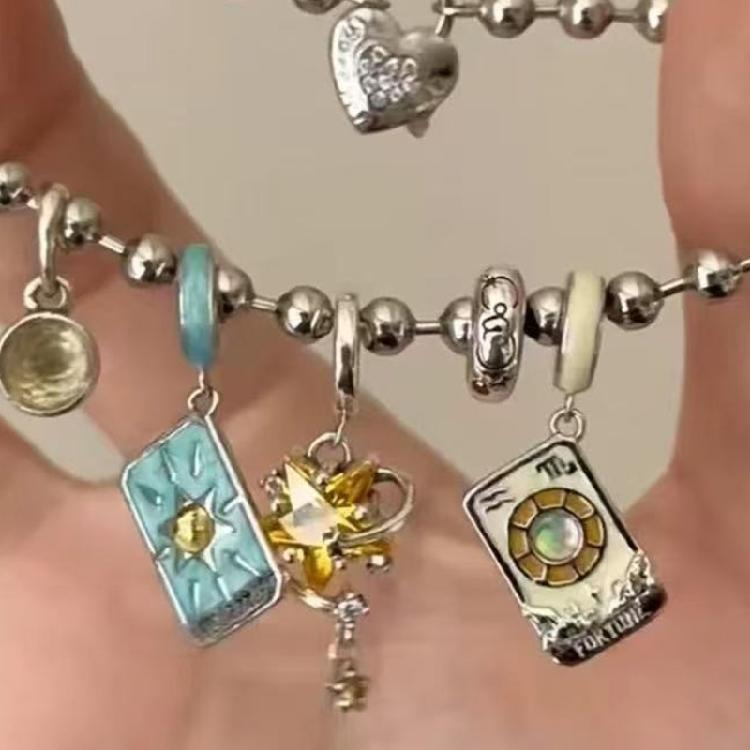 Vintage Bransoletka Inspirowana Słońcem, Księżycem i Gwiazdami Wytrzymały Łańcuszek ze Stopu Biżuteria na Urodziny Modne Akcesoria