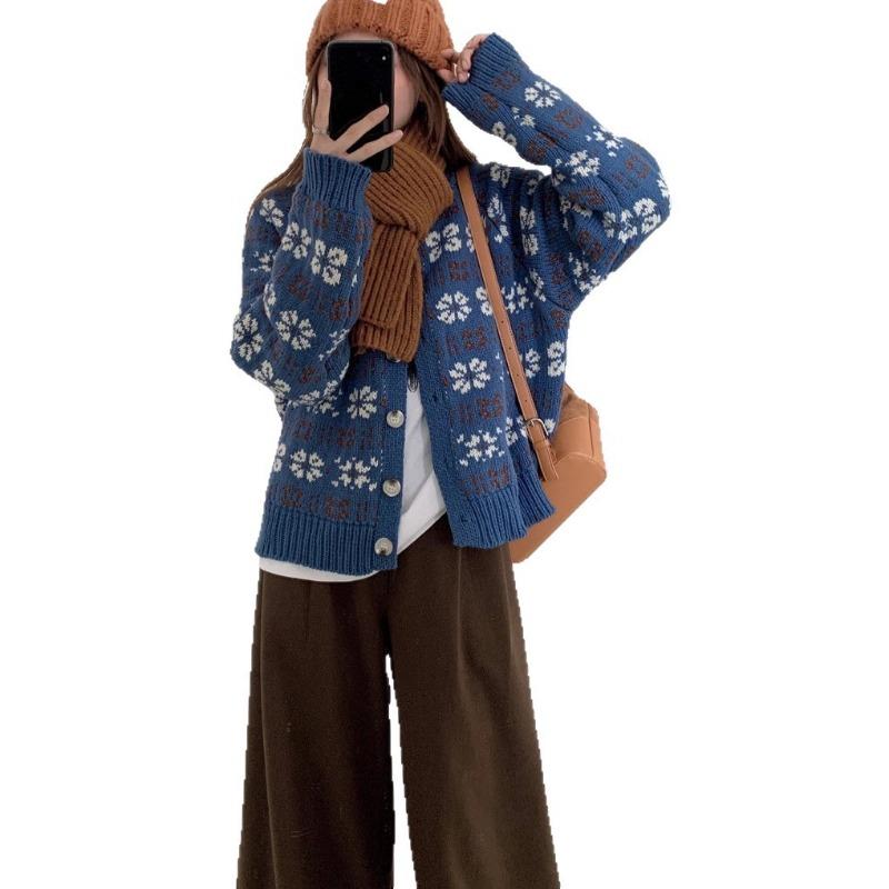 Autumn and Winter New Retro Jacquard Knitted Cardigan Loose Design Sense Niche Soft Waxy Sweater Jacket Women