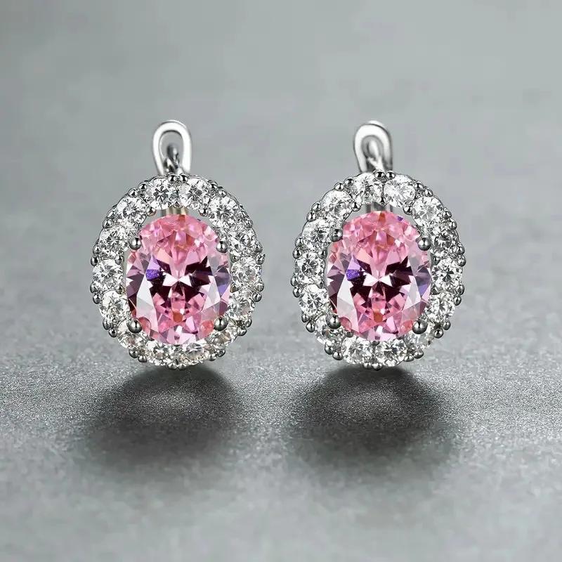2026 exquisite multi-color oval ear buckle with French design, court style, fashionable retro, versatile jewelry and accessories