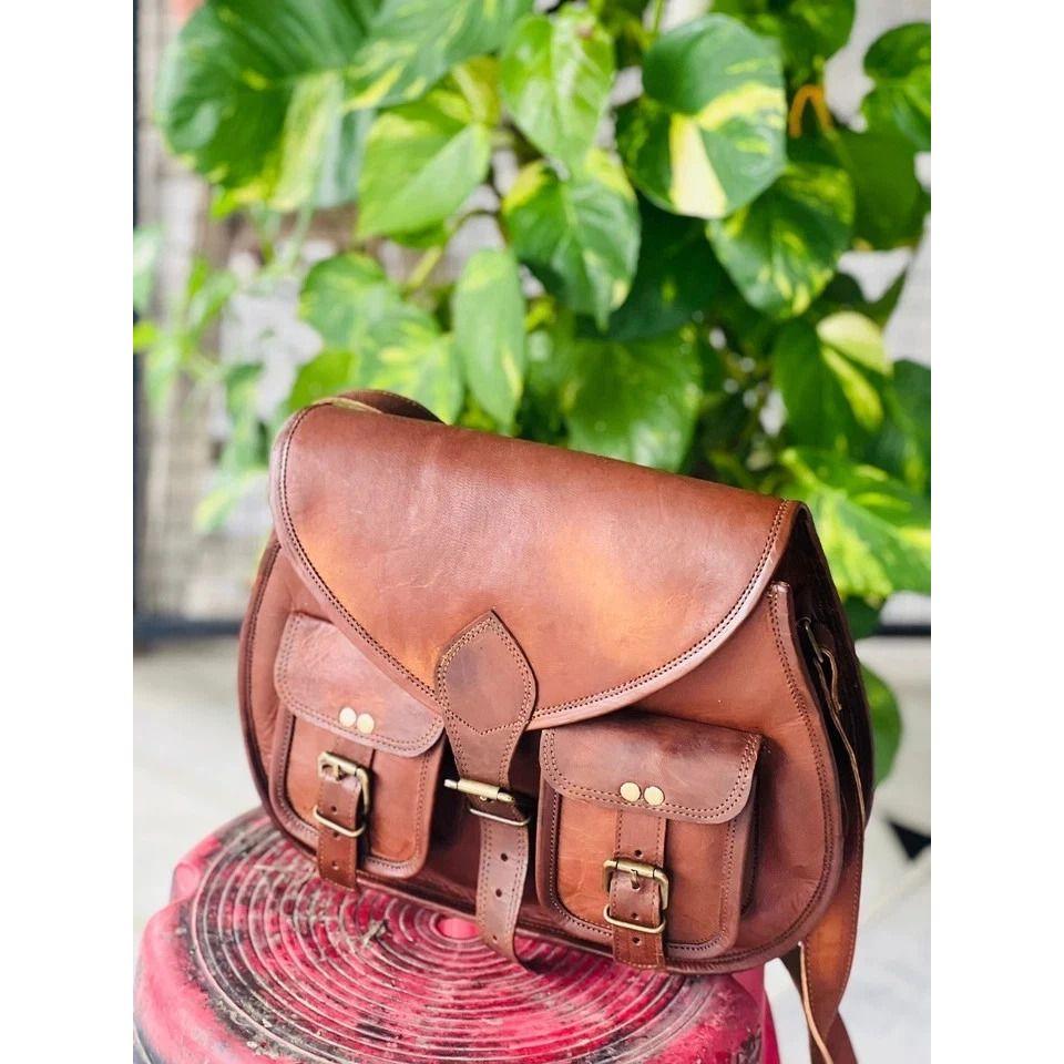 

Vintage Saddle Bag Genuine Goat Important Messenger Shoulder 13 x 10 x 4 in