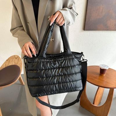 Women Quilted Shoulder Bag Lightweight Puffy Handbag Large Capacity Padded Shoulder Bag Versatile Casual Travel Shopping Bag