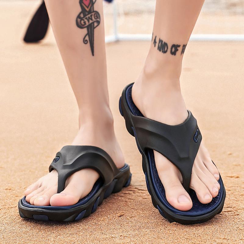 Flip Flops for Men Breathable Sandals Outdoor Slippers Summer Beach Sandals Quick Dry Shoes Men Casual Slippers
