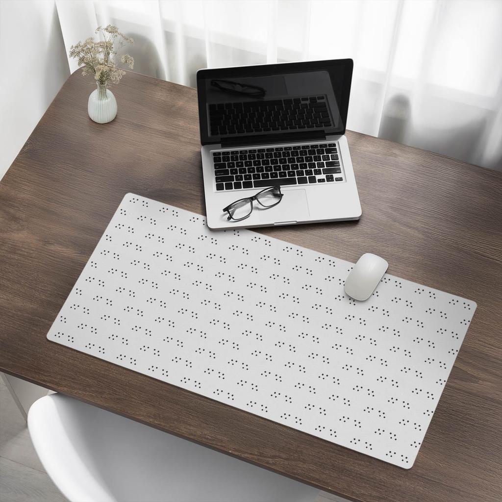 Vinyl Protective Mat with a Modern Symmetrical Dot Pattern 90x45 cm