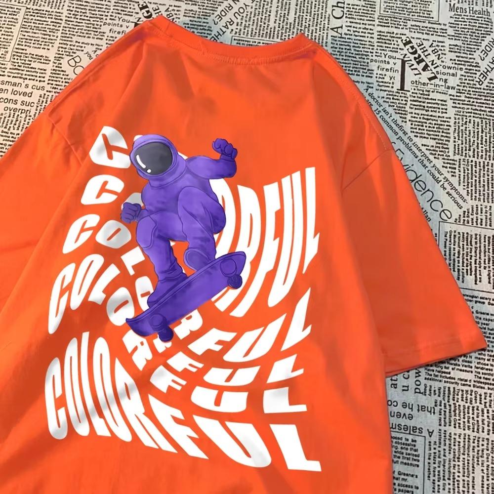 Colorful Astronaut Space Skateboard Clothes Man Crewneck Oversize T Shirt Pattern Cotton Streetsweat Fashion Loose Tshirt Women